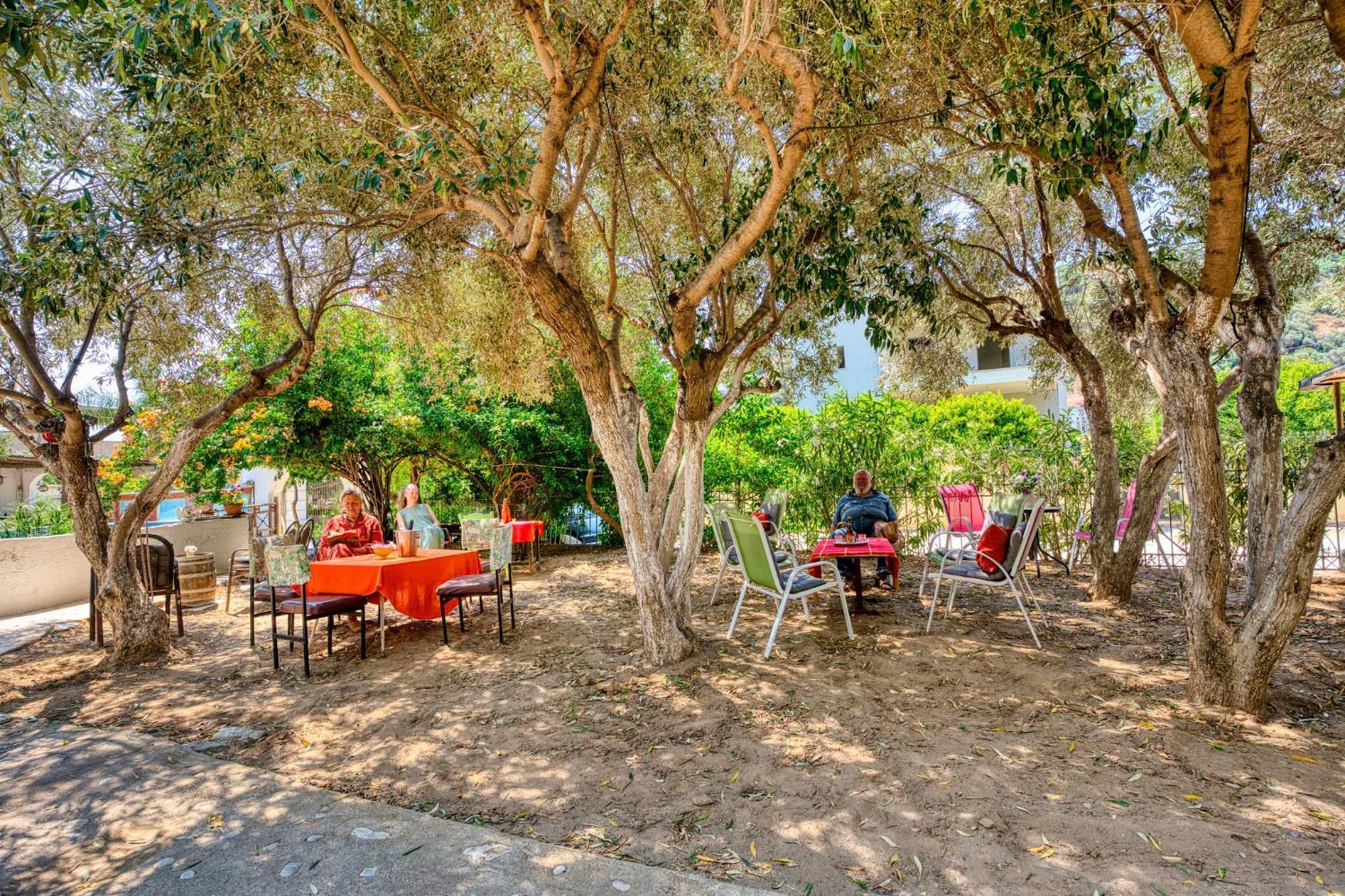 Akti Argo Palaiokastro (Crete)